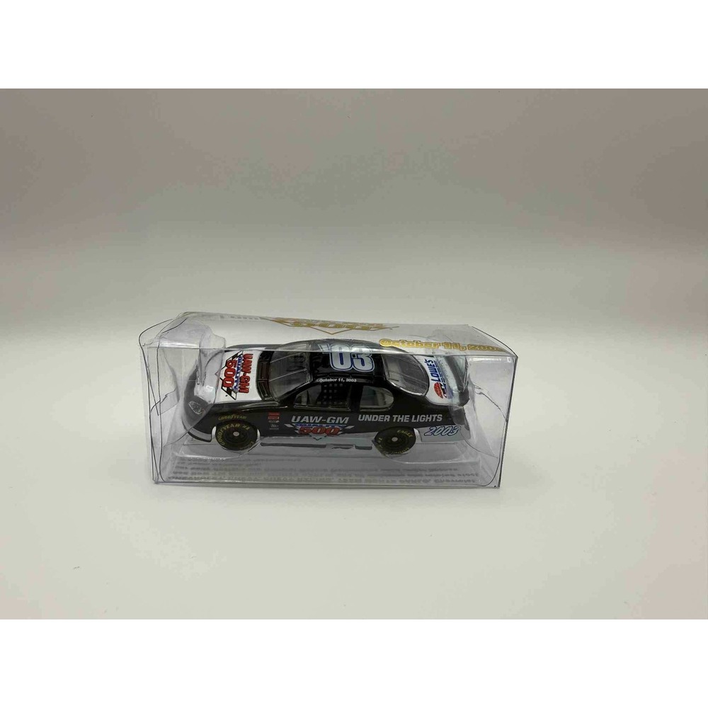 Team Caliber NASCAR‎ Diecast Car UAW-GM Quality 500 October 11, 2003